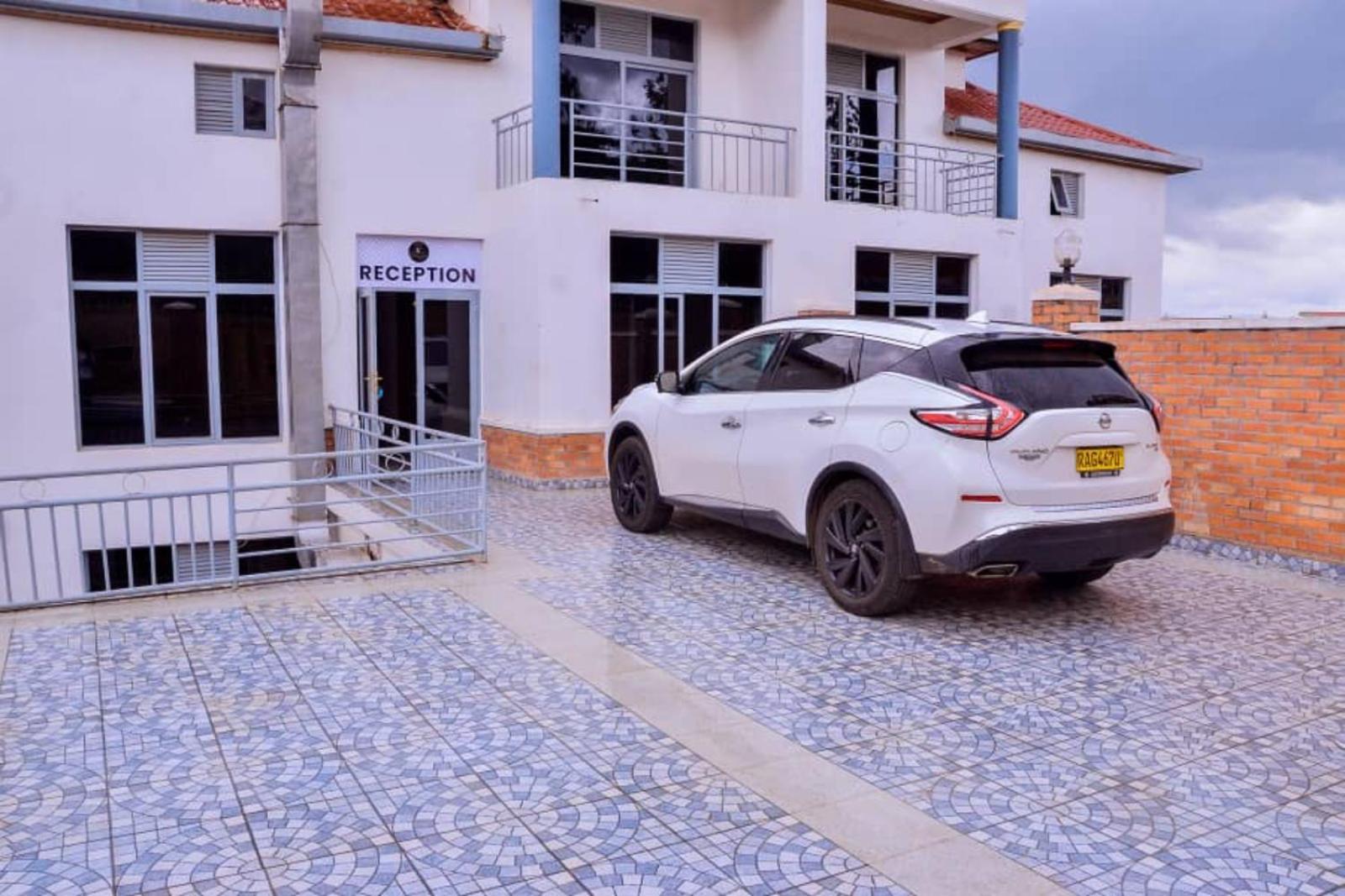 The Keza Hotel And Apartments Kigali Ngoại thất bức ảnh